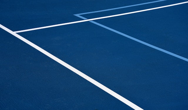 3 essential items for pickleball + 1 RECOMMENDED if you sweat